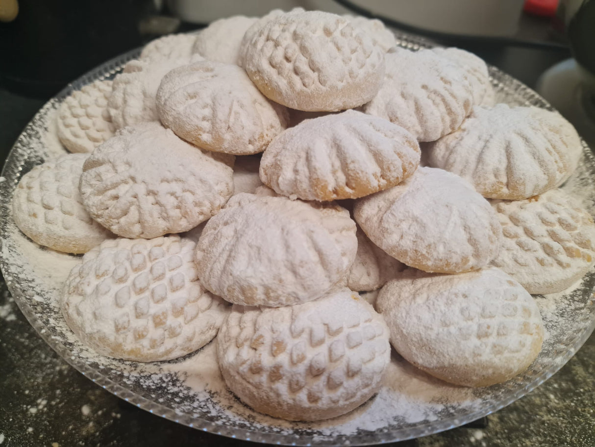 Mama Nevin Kahk with Agameya 1kg